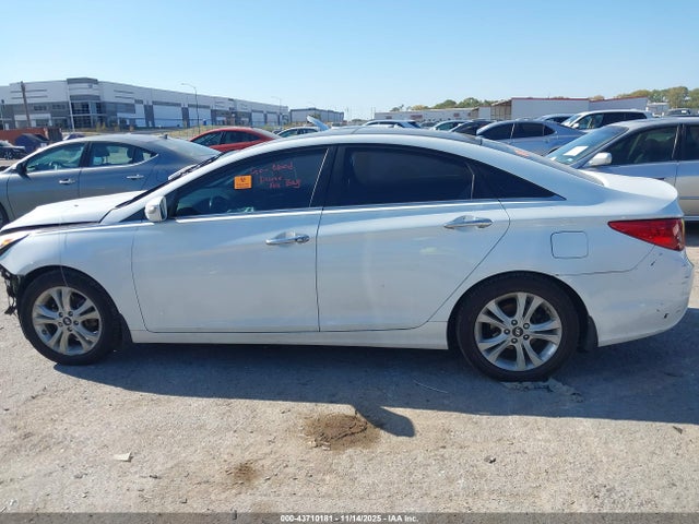 43710181 :رقم المزاد ، 5NPEC4AC5CH378853 vin ، 2012 Hyundai Sonata Limited مزاد بيع