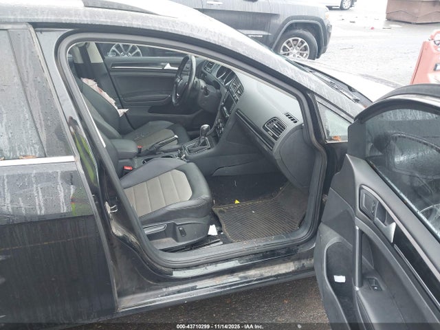 3VWCA7AU7FM506058 Volkswagen GOLF SPORT