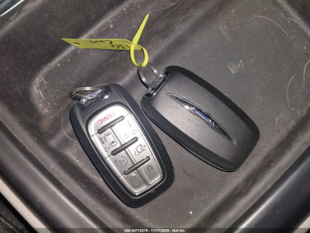 2018 CHRYSLER PACIFICA 2C4RC1BG6JR280691 Photo 10