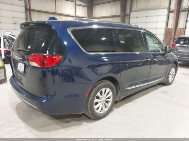 2018 CHRYSLER PACIFICA 2C4RC1BG6JR280691 Photo 3