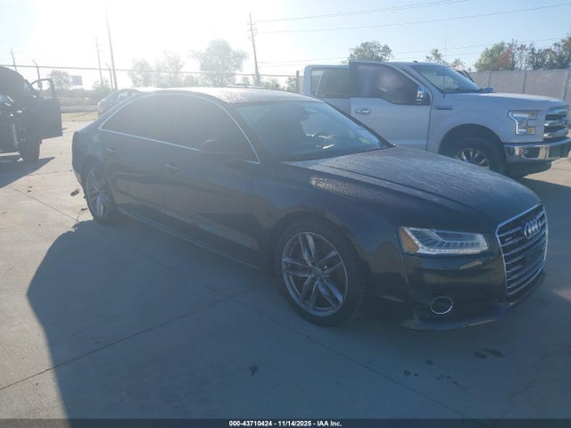 2017 AUDI A8 L WAU43AFD2HN021047 Photo 0