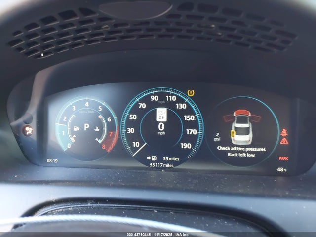 2019 JAGUAR XJ SAJWA2G78K8W20526 Photo 6
