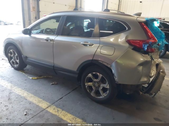 2018 HONDA CR-V 2HKRW2H55JH696618 Photo 2