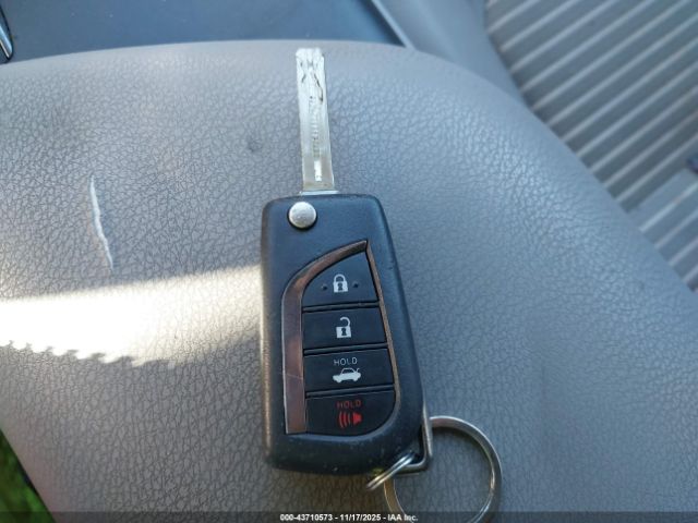 2021 TOYOTA CAMRY 4T1G11AK8MU402795 Photo 10