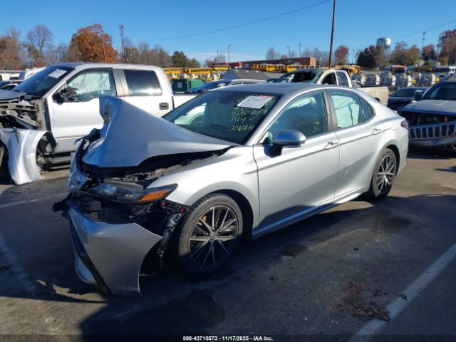 2021 TOYOTA CAMRY 4T1G11AK8MU402795 Photo 1