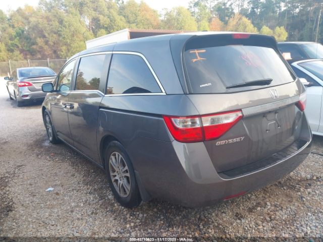 2011 HONDA ODYSSEY 5FNRL5H66BB056338 Photo 2