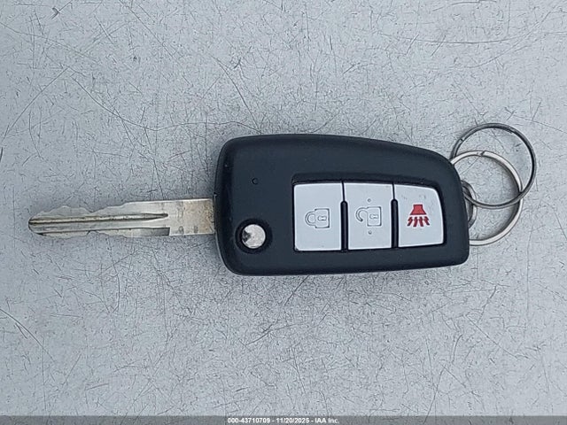 Nissan ROGUE S 2015 KNMAT2MV9FP590275 Image 11