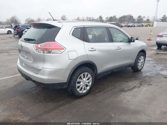 Nissan ROGUE S 2015 KNMAT2MV9FP590275 Image 4