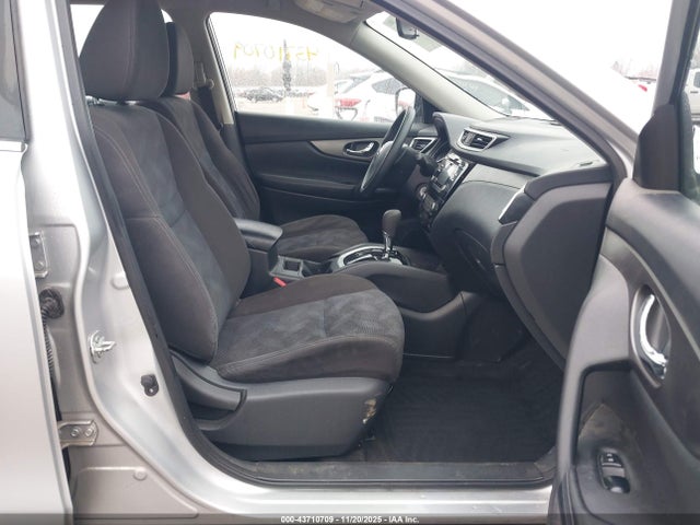Nissan ROGUE S 2015 KNMAT2MV9FP590275 Image 5