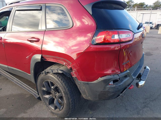 43710729 :رقم المزاد ، 1C4PJMBS4FW752887 vin ، 2015 Jeep Cherokee Trailhawk مزاد بيع