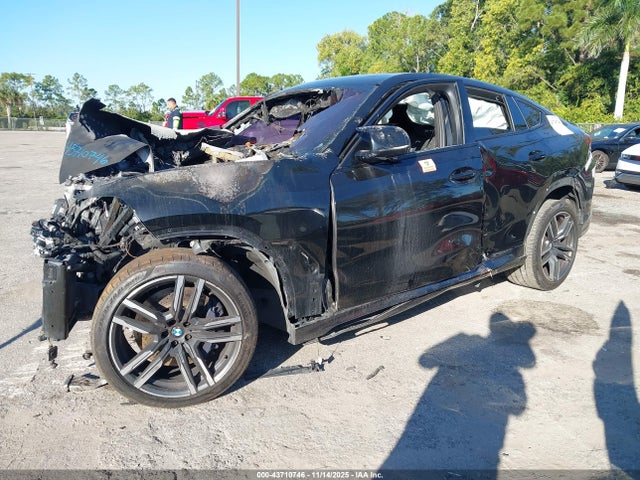 2021 BMW X6 M 5YMCY0C04M9G12375 Photo 1