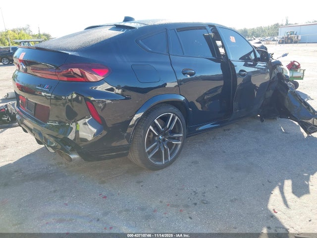 2021 BMW X6 M 5YMCY0C04M9G12375 Photo 3