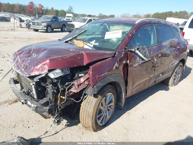 KM8J33A46HU512800 Hyundai Tucson Se Plus