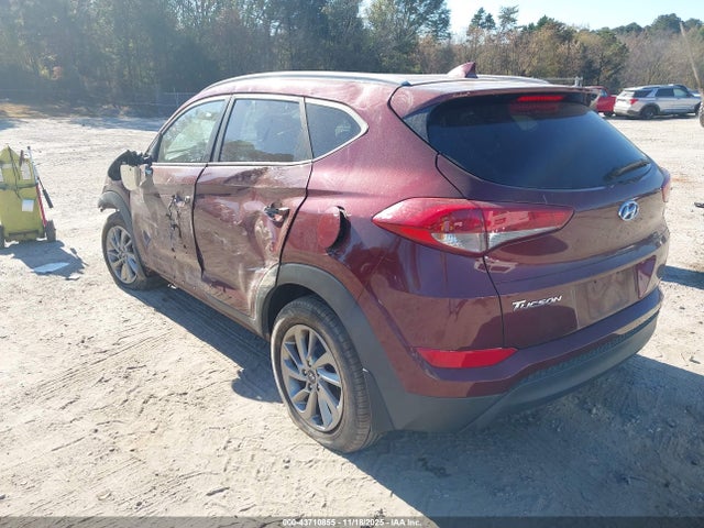 KM8J33A46HU512800 Hyundai Tucson Se Plus