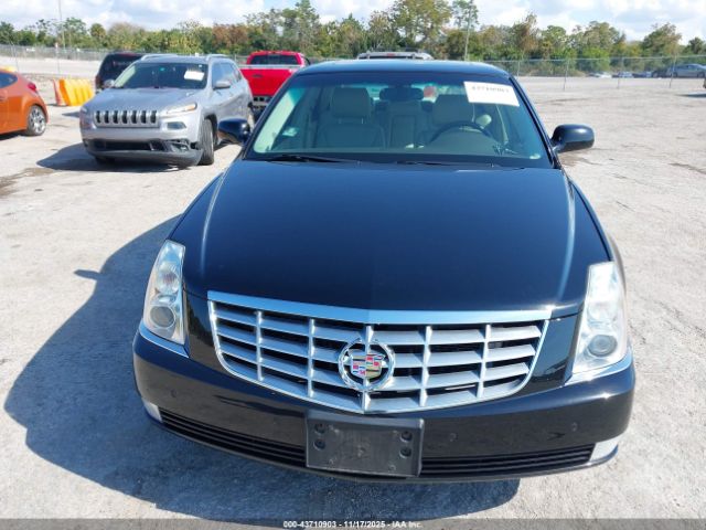 2011 CADILLAC DTS 1G6KD5E69BU144961 Photo 5