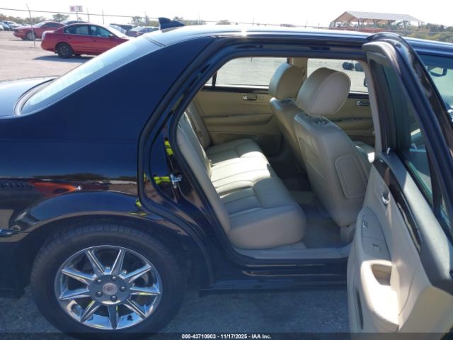 2011 CADILLAC DTS 1G6KD5E69BU144961 Photo 7