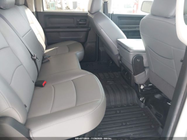 2016 RAM 1500 3C6RR7KT8GG334397 Photo 7