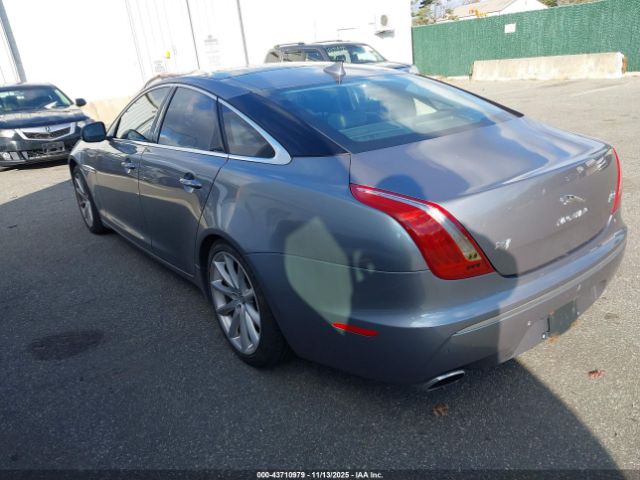 2013 JAGUAR XJ SAJWJ1CD7D8V55287 Photo 2