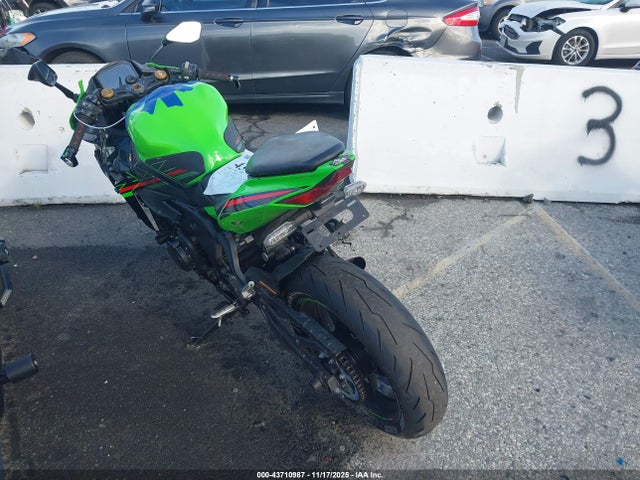 Kawasaki Zx400 S 2023 ML5ZXCS19PDA01318 Image 3