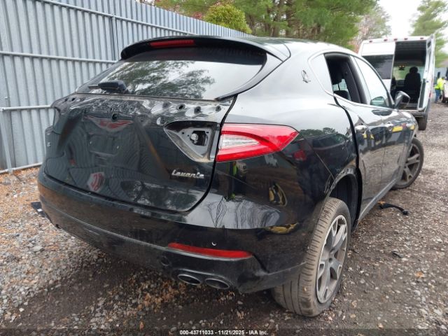 2019 MASERATI LEVANTE ZN661XUA3KX308307 Photo 3