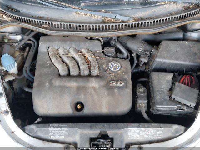 2001 VOLKSWAGEN NEW BEETLE 3VWCK21C41M458356 Photo 9