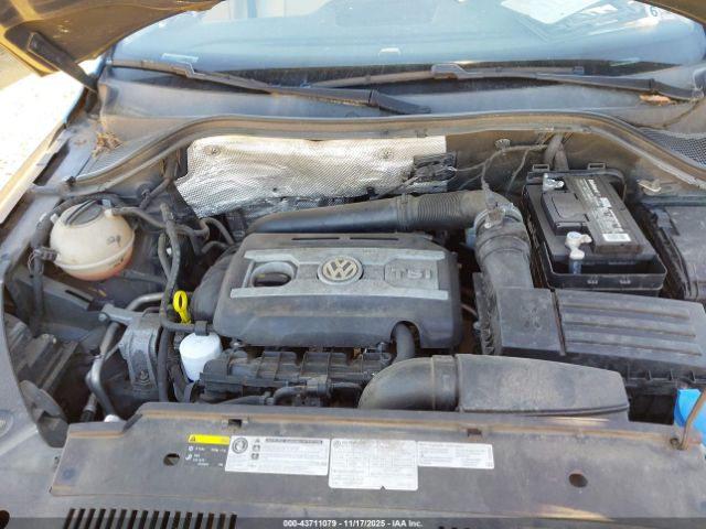 2017 VOLKSWAGEN TIGUAN WVGAV7AX8HW510272 Photo 9