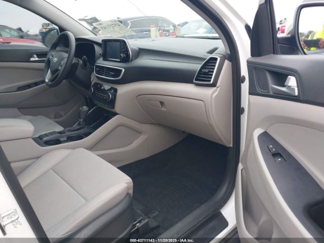 2020 HYUNDAI TUCSON KM8J33A43LU097797 Photo 4