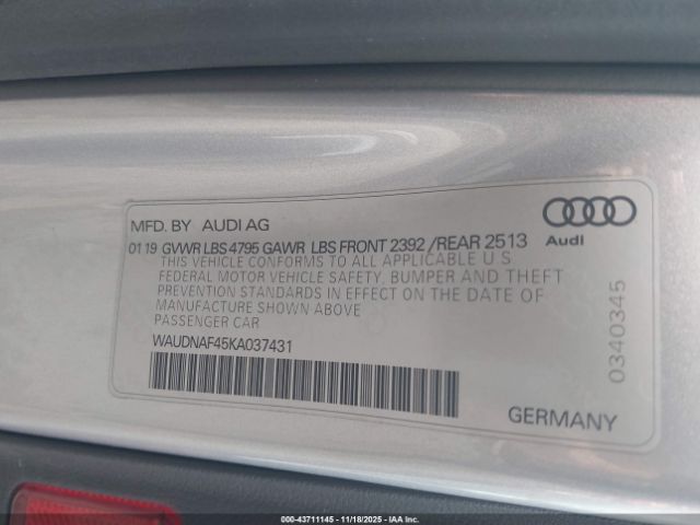 2019 AUDI A4 WAUDNAF45KA037431 Photo 8