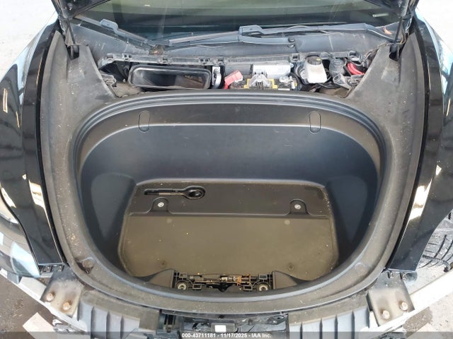 2019 TESLA MODEL 3 5YJ3E1EBXKF384405 Photo 9