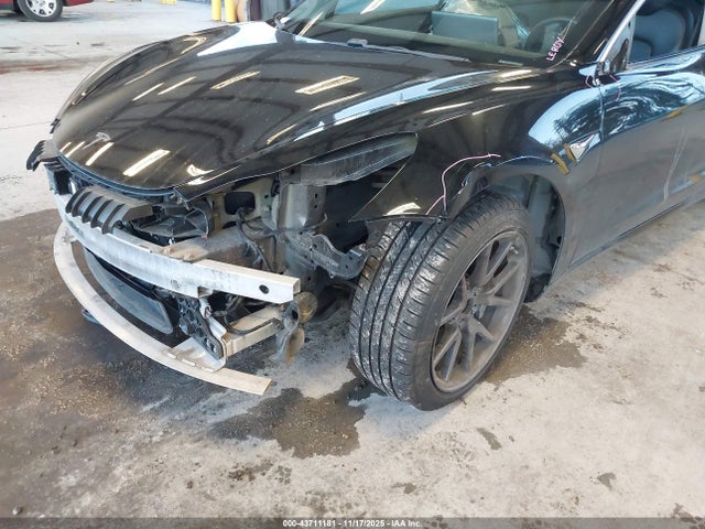 2019 TESLA MODEL 3 5YJ3E1EBXKF384405 Photo 5