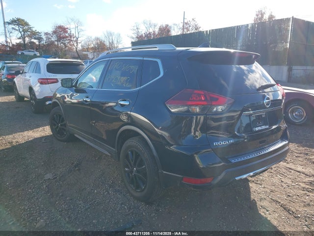 43711205 :رقم المزاد ، KNMAT2MV4JP598244 vin ، 2018 Nissan Rogue Sv مزاد بيع
