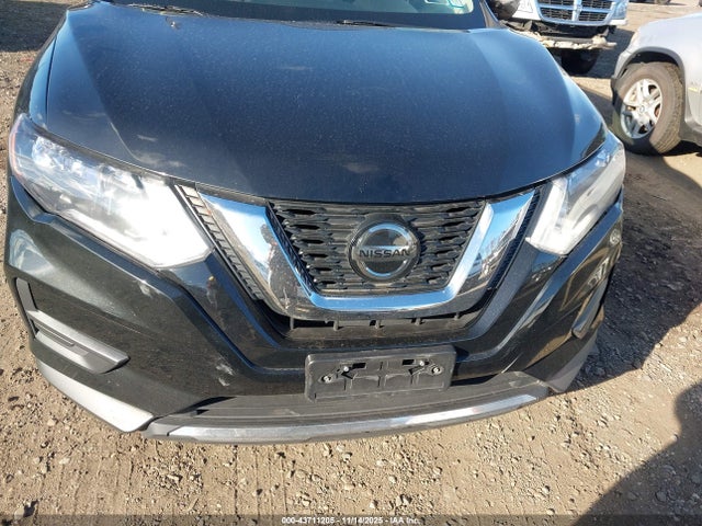 43711205 :رقم المزاد ، KNMAT2MV4JP598244 vin ، 2018 Nissan Rogue Sv مزاد بيع