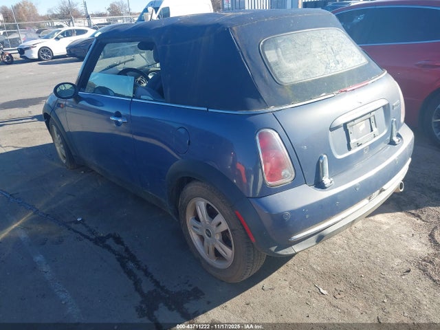 2006 MINI COOPER WMWRF33526TF65761 Photo 2
