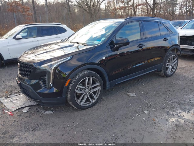 2019 CADILLAC XT4 1GYFZFR40KF182317 Photo 1