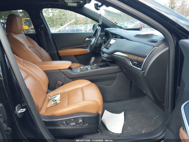 2019 CADILLAC XT4 1GYFZFR40KF182317 Photo 4
