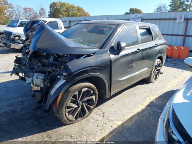 2022 MITSUBISHI OUTLANDER JA4J4UA80NZ052441 Photo 1