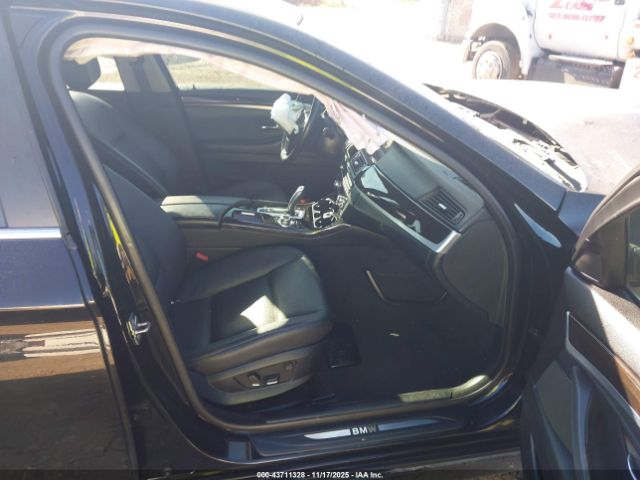 2011 BMW 535I WBAFU7C52BC869695 Photo 4