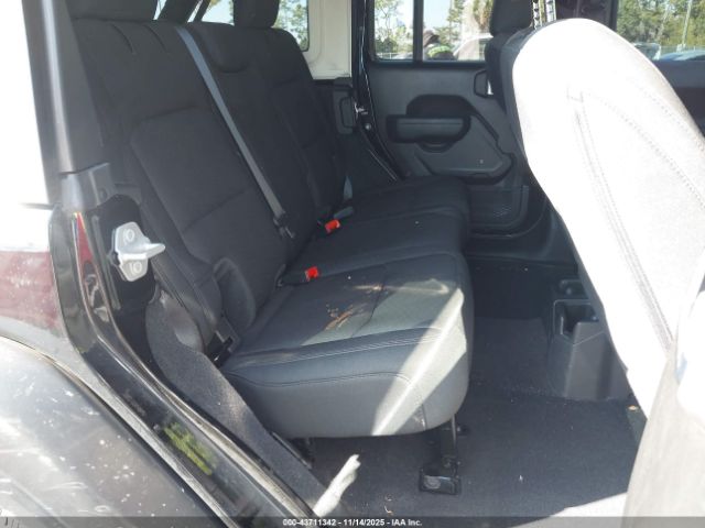 2022 JEEP WRANGLER UNLIMITED 1C4HJXDG2NW134125 Photo 7