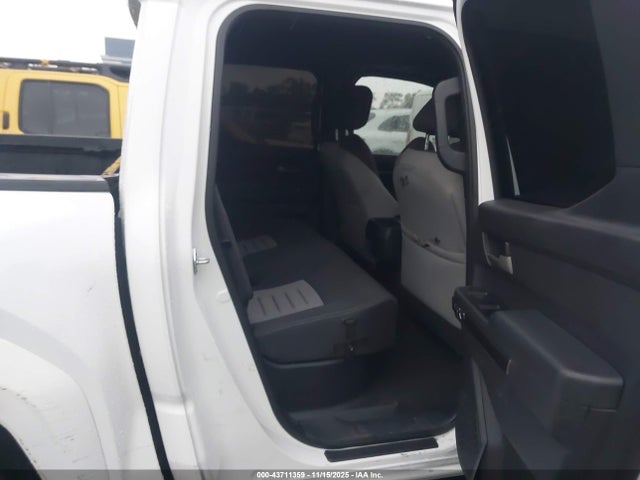 3TMKB5FN0RM016843 Toyota Tacoma Trd Sport 2wd