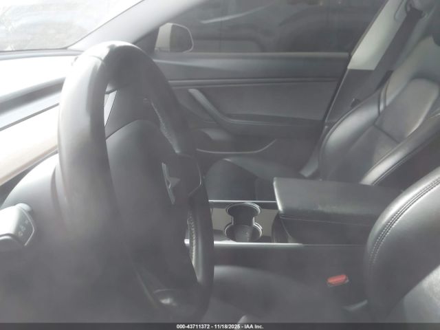 2019 TESLA MODEL 3 5YJ3E1EB5KF390175 Photo 6