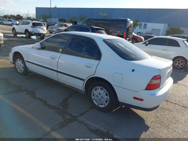 43711420 :رقم المزاد ، 1HGCD5636SA064655 vin ، 1995 Honda Accord Lx/ex مزاد بيع
