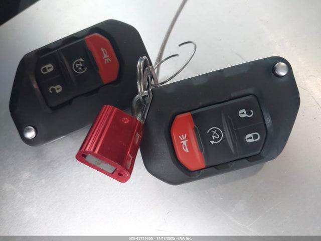 1C4HJXDG1PW643982 Jeep Wrangler 4-door High Tide 4x4