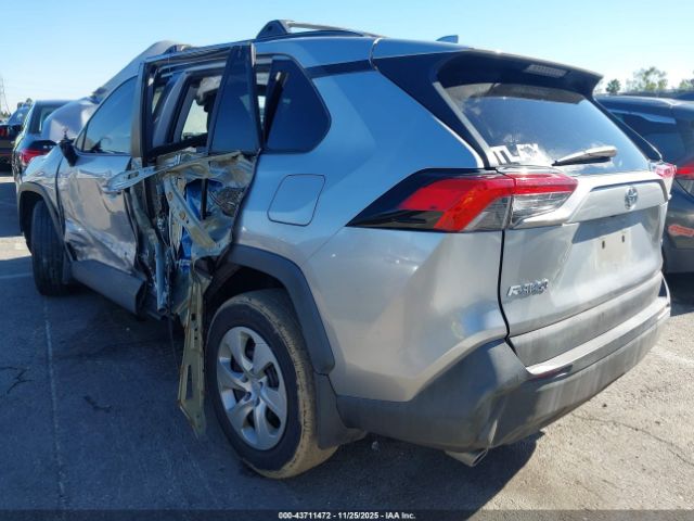 2019 TOYOTA RAV4 2T3K1RFV2KC012888 Photo 2