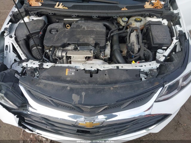 43711598 :رقم المزاد ، 1G1BJ5SM9K7104699 vin ، 2019 Chevrolet Cruze Cvt (fleet Orders Only) مزاد بيع