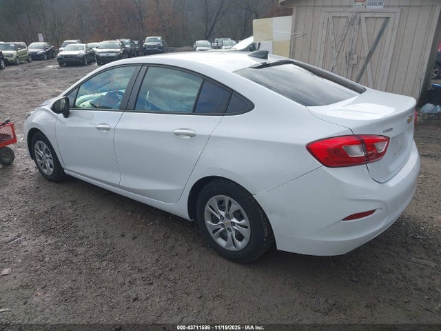 43711598 :رقم المزاد ، 1G1BJ5SM9K7104699 vin ، 2019 Chevrolet Cruze Cvt (fleet Orders Only) مزاد بيع
