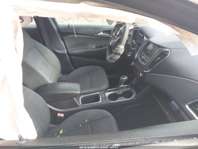 43711598 :رقم المزاد ، 1G1BJ5SM9K7104699 vin ، 2019 Chevrolet Cruze Cvt (fleet Orders Only) مزاد بيع