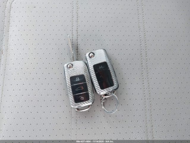 2018 VOLKSWAGEN PASSAT 1VWAA7A37JC015742 Photo 10