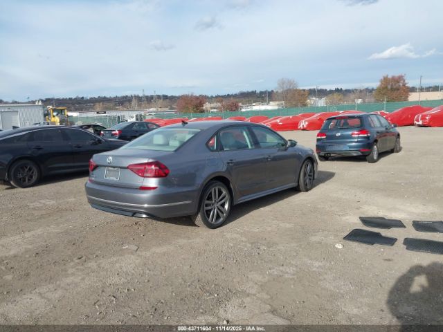 2018 VOLKSWAGEN PASSAT 1VWAA7A37JC015742 Photo 3