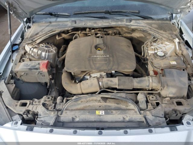 2017 JAGUAR XE SAJAD4BG8HA971796 Photo 9