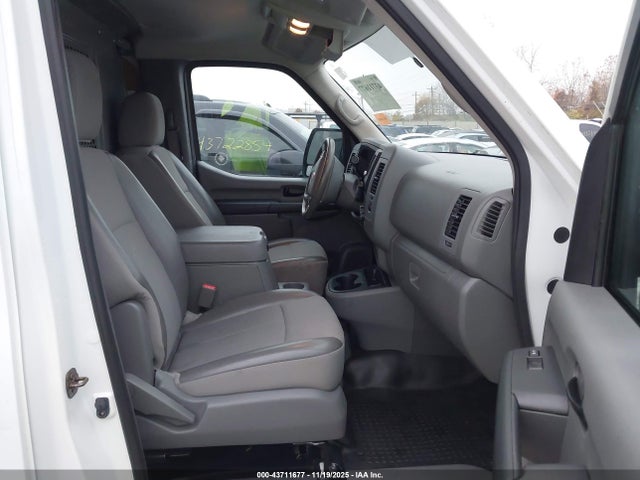 2019 NISSAN NV CARGO 1N6BF0KY0KN802870 Photo 4